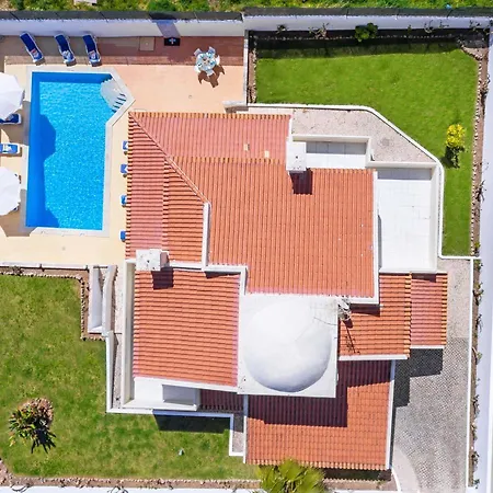 Perola Villa